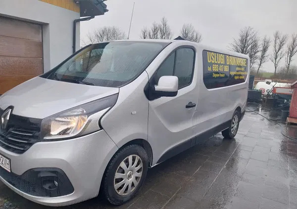 samochody osobowe Renault Trafic cena 81500 przebieg: 130500, rok produkcji 2018 z Kołobrzeg